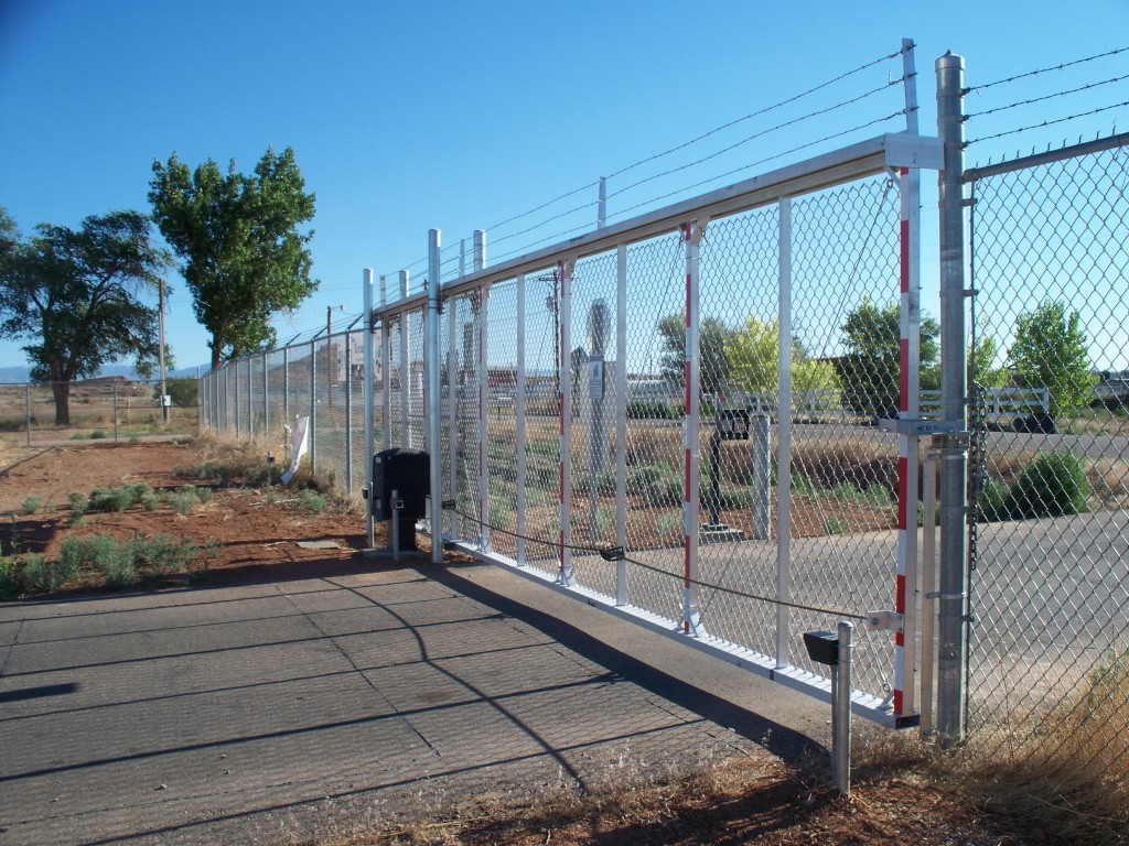 A Silver Chain Link Cantilever Gate from TYMETAL Corp