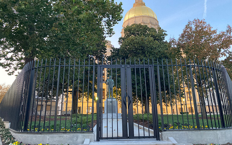 Double 2150 swing gate