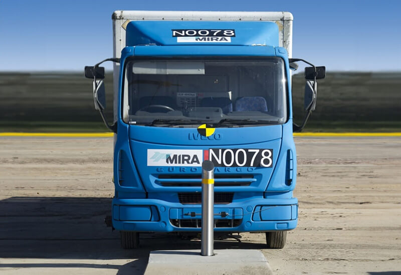 Truckstopper 10-30 surface mount bollard