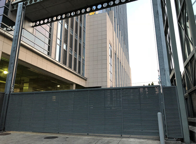 vertical lift gate in urban area