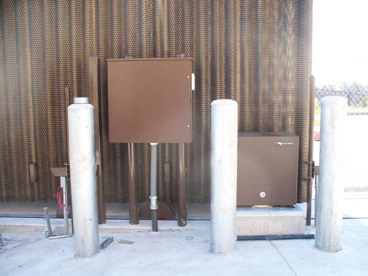 Philadelphia Museum of Art gate battery enclosures